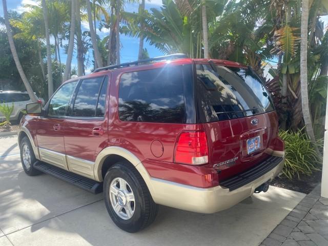 2006 Redfire Metallic /Medium Parchment Ford Expedition Eddie Bauer 1 OWNER FL (1FMPU17556L) with an 5.4L SOHC SEFI 24-Valve V8 Engine engine, Automatic transmission, located at 4701 North Dixie Hwy, Pompano Beach, FL, 33064, (954) 422-2889, 26.240938, -80.123474 - OUR WEBPAGE FLORIDACARS1.COM HAS OVER 100 PHOTOS AND FREE CARFAX LINK 2006 FORD EXPEDITION EDDIE BAUER VIN: 1FMPU17556LA63057 1 F M P U 1 7 5 5 6 L A 6 3 0 5 7 4 DOOR WAGON/SPORT UTILITY 5.4L V8 F SOHC GASOLINE REAR WHEEL DRIVE Top Features Alloy Wheels Leather Seats Memory Seat(s) Power Folding Thi - Photo#75