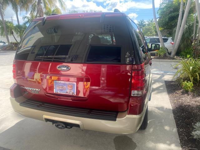 2006 Redfire Metallic /Medium Parchment Ford Expedition Eddie Bauer 1 OWNER FL (1FMPU17556L) with an 5.4L SOHC SEFI 24-Valve V8 Engine engine, Automatic transmission, located at 4701 North Dixie Hwy, Pompano Beach, FL, 33064, (954) 422-2889, 26.240938, -80.123474 - OUR WEBPAGE FLORIDACARS1.COM HAS OVER 100 PHOTOS AND FREE CARFAX LINK 2006 FORD EXPEDITION EDDIE BAUER VIN: 1FMPU17556LA63057 1 F M P U 1 7 5 5 6 L A 6 3 0 5 7 4 DOOR WAGON/SPORT UTILITY 5.4L V8 F SOHC GASOLINE REAR WHEEL DRIVE Top Features Alloy Wheels Leather Seats Memory Seat(s) Power Folding Thi - Photo#77