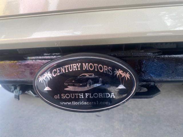 2006 Redfire Metallic /Medium Parchment Ford Expedition Eddie Bauer 1 OWNER FL (1FMPU17556L) with an 5.4L SOHC SEFI 24-Valve V8 Engine engine, Automatic transmission, located at 4701 North Dixie Hwy, Pompano Beach, FL, 33064, (954) 422-2889, 26.240938, -80.123474 - OUR WEBPAGE FLORIDACARS1.COM HAS OVER 100 PHOTOS AND FREE CARFAX LINK 2006 FORD EXPEDITION EDDIE BAUER VIN: 1FMPU17556LA63057 1 F M P U 1 7 5 5 6 L A 6 3 0 5 7 4 DOOR WAGON/SPORT UTILITY 5.4L V8 F SOHC GASOLINE REAR WHEEL DRIVE Top Features Alloy Wheels Leather Seats Memory Seat(s) Power Folding Thi - Photo#79