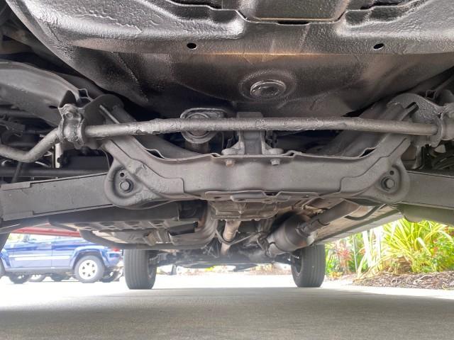 2003 Chianti Red Pearl /Saddle Honda CR-V EX 4WD NICE CLEAN SUNROOF (JHLRD78843C) with an 2.4L DOHC i-VTEC 16-Valve I4 Engine engine, Automatic transmission, located at 4701 North Dixie Hwy, Pompano Beach, FL, 33064, (954) 422-2889, 26.240938, -80.123474 - OUR WEBPAGE FLORIDACARS1.COM HAS OVER 100 PHOTOS AND FREE CARFAX LINK 2003 HONDA CR-V EX VIN: JHLRD78843C024323 J H L R D 7 8 8 4 3 C 0 2 4 3 2 3 4 DOOR WAGON/SPORT UTILITY 2.4L I4 F DOHC GASOLINE ALL WHEEL DRIVE Basic Features ABS Brakes AM/FM Stereo Air Conditioning Automatic Transmission Sunroof - Photo#22