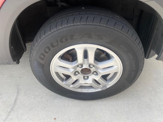 2003 Chianti Red Pearl /Saddle Honda CR-V EX 4WD NICE CLEAN SUNROOF (JHLRD78843C) with an 2.4L DOHC i-VTEC 16-Valve I4 Engine engine, Automatic transmission, located at 4701 North Dixie Hwy, Pompano Beach, FL, 33064, (954) 422-2889, 26.240938, -80.123474 - OUR WEBPAGE FLORIDACARS1.COM HAS OVER 100 PHOTOS AND FREE CARFAX LINK 2003 HONDA CR-V EX VIN: JHLRD78843C024323 J H L R D 7 8 8 4 3 C 0 2 4 3 2 3 4 DOOR WAGON/SPORT UTILITY 2.4L I4 F DOHC GASOLINE ALL WHEEL DRIVE Basic Features ABS Brakes AM/FM Stereo Air Conditioning Automatic Transmission Sunroof - Photo#91