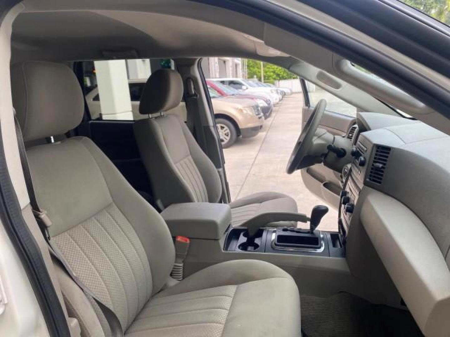 2005 Stone White /Medium Slate Gray Jeep Grand Cherokee Laredo LOW MILES 61,347 (1J4GS48K85C) with an 3.7L V6 Power Tech Engine engine, Automatic transmission, located at 4701 North Dixie Hwy, Pompano Beach, FL, 33064, (954) 422-2889, 26.240938, -80.123474 - OUR WEBPAGE FLORIDACARS1.COM HAS OVER 100 PHOTOS AND FREE CARFAX LINK 2005 JEEP GRAND CHEROKEE LAREDO VIN: 1J4GS48K85C634226 1 J 4 G S 4 8 K 8 5 C 6 3 4 2 2 6 4 DOOR WAGON/SPORT UTILITY 3.7L V6 F GASOLINE REAR WHEEL DRIVE Features ABS Brakes Air Conditioning Alloy Wheels AM/FM Stereo Automatic Trans - Photo#12