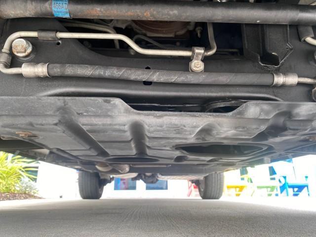 2005 Stone White /Medium Slate Gray Jeep Grand Cherokee Laredo LOW MILES 61,351 (1J4GS48K85C) with an 3.7L V6 Power Tech Engine engine, Automatic transmission, located at 4701 North Dixie Hwy, Pompano Beach, FL, 33064, (954) 422-2889, 26.240938, -80.123474 - OUR WEBPAGE FLORIDACARS1.COM HAS OVER 100 PHOTOS AND FREE CARFAX LINK 2005 JEEP GRAND CHEROKEE LAREDO VIN: 1J4GS48K85C634226 1 J 4 G S 4 8 K 8 5 C 6 3 4 2 2 6 4 DOOR WAGON/SPORT UTILITY 3.7L V6 F GASOLINE REAR WHEEL DRIVE Features ABS Brakes Air Conditioning Alloy Wheels AM/FM Stereo Automatic Trans - Photo#21