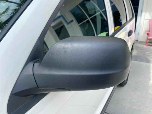 2005 Stone White /Medium Slate Gray Jeep Grand Cherokee Laredo LOW MILES 61,351 (1J4GS48K85C) with an 3.7L V6 Power Tech Engine engine, Automatic transmission, located at 4701 North Dixie Hwy, Pompano Beach, FL, 33064, (954) 422-2889, 26.240938, -80.123474 - OUR WEBPAGE FLORIDACARS1.COM HAS OVER 100 PHOTOS AND FREE CARFAX LINK 2005 JEEP GRAND CHEROKEE LAREDO VIN: 1J4GS48K85C634226 1 J 4 G S 4 8 K 8 5 C 6 3 4 2 2 6 4 DOOR WAGON/SPORT UTILITY 3.7L V6 F GASOLINE REAR WHEEL DRIVE Features ABS Brakes Air Conditioning Alloy Wheels AM/FM Stereo Automatic Trans - Photo#30