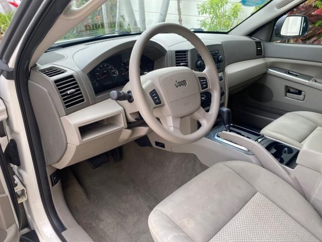 2005 Stone White /Medium Slate Gray Jeep Grand Cherokee Laredo LOW MILES 61,351 (1J4GS48K85C) with an 3.7L V6 Power Tech Engine engine, Automatic transmission, located at 4701 North Dixie Hwy, Pompano Beach, FL, 33064, (954) 422-2889, 26.240938, -80.123474 - OUR WEBPAGE FLORIDACARS1.COM HAS OVER 100 PHOTOS AND FREE CARFAX LINK 2005 JEEP GRAND CHEROKEE LAREDO VIN: 1J4GS48K85C634226 1 J 4 G S 4 8 K 8 5 C 6 3 4 2 2 6 4 DOOR WAGON/SPORT UTILITY 3.7L V6 F GASOLINE REAR WHEEL DRIVE Features ABS Brakes Air Conditioning Alloy Wheels AM/FM Stereo Automatic Trans - Photo#39