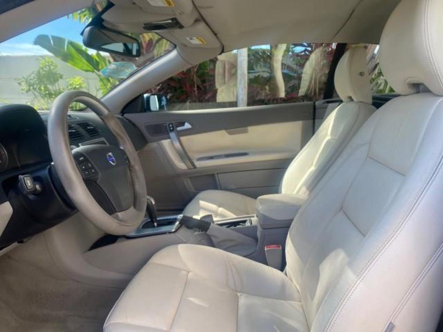 2006 Celestial Blue Metallic /Calcite Cream Volvo C70 LOW MILES 16,982 CONV (YV1MC68276J) with an 2.5L DOHC Turbocharged I5 Engine engine, Automatic transmission, located at 4701 North Dixie Hwy, Pompano Beach, FL, 33064, (954) 422-2889, 26.240938, -80.123474 - OUR WEBPAGE FLORIDACARS1.COM HAS OVER 100 PHOTOS AND FREE CARFAX LINK 2006 VOLVO C70 T5 ORIGINAL PRICE NEW : $41,510 VIN: YV1MC68276J006425 Y V 1 M C 6 8 2 7 6 J 0 0 6 4 2 5 CONVERTIBLE 2.5L I5 F GASOLINE FRONT WHEEL DRIVE Features ABS Brakes Air Conditioning Alloy Wheels AM/FM Stereo Automatic Tran - Photo#35