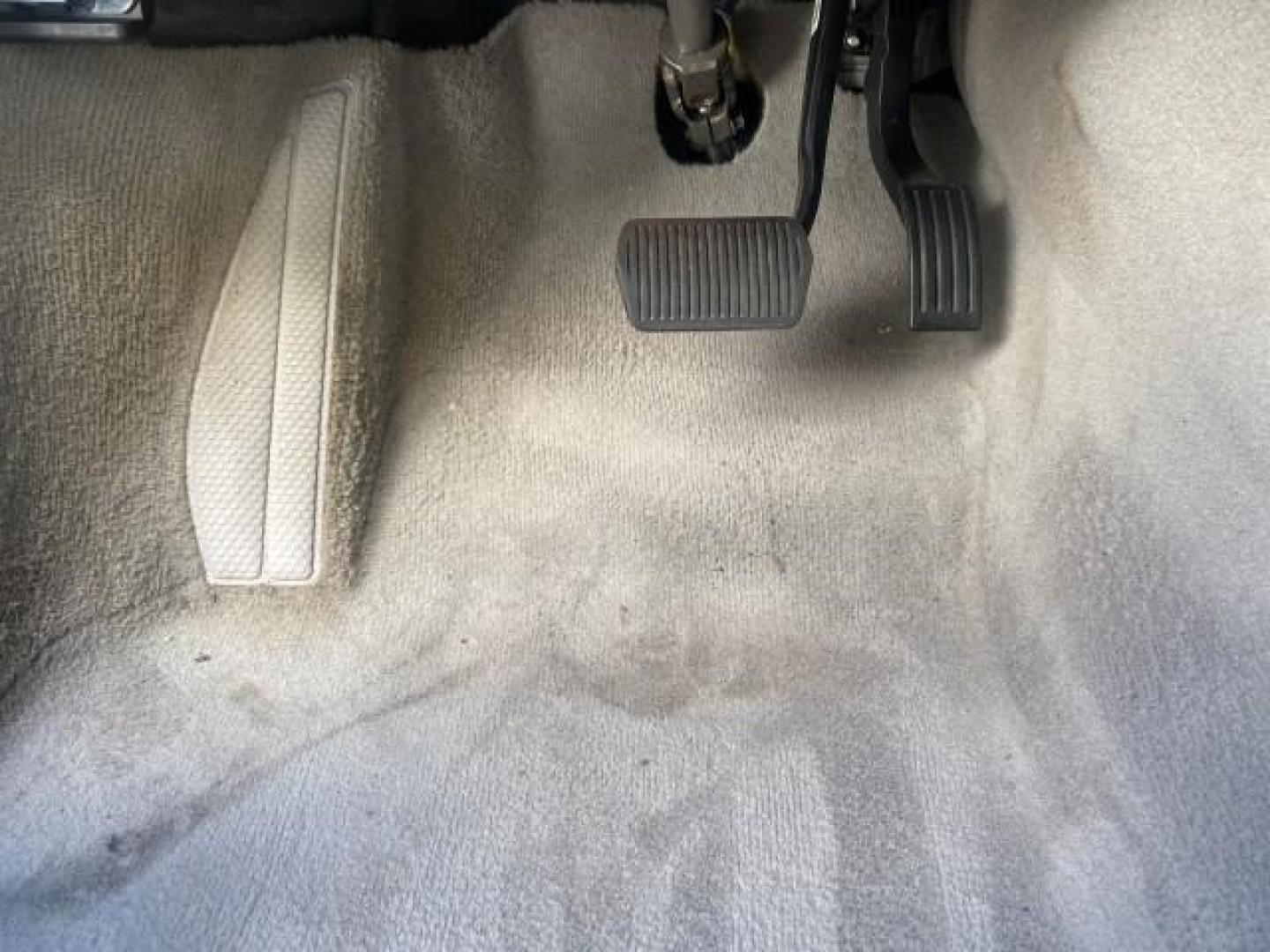 2006 Celestial Blue Metallic /Calcite Cream Volvo C70 LOW MILES 16,982 CONV (YV1MC68276J) with an 2.5L DOHC Turbocharged I5 Engine engine, Automatic transmission, located at 4701 North Dixie Hwy, Pompano Beach, FL, 33064, (954) 422-2889, 26.240938, -80.123474 - OUR WEBPAGE FLORIDACARS1.COM HAS OVER 100 PHOTOS AND FREE CARFAX LINK 2006 VOLVO C70 T5 ORIGINAL PRICE NEW : $41,510 VIN: YV1MC68276J006425 Y V 1 M C 6 8 2 7 6 J 0 0 6 4 2 5 CONVERTIBLE 2.5L I5 F GASOLINE FRONT WHEEL DRIVE Features ABS Brakes Air Conditioning Alloy Wheels AM/FM Stereo Automatic Tran - Photo#45
