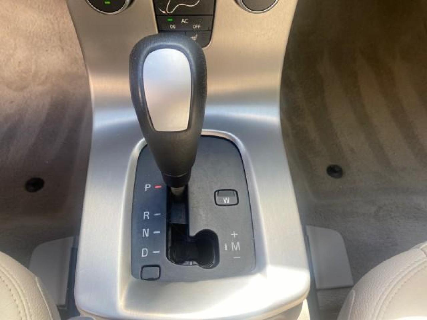 2006 Celestial Blue Metallic /Calcite Cream Volvo C70 LOW MILES 16,982 CONV (YV1MC68276J) with an 2.5L DOHC Turbocharged I5 Engine engine, Automatic transmission, located at 4701 North Dixie Hwy, Pompano Beach, FL, 33064, (954) 422-2889, 26.240938, -80.123474 - OUR WEBPAGE FLORIDACARS1.COM HAS OVER 100 PHOTOS AND FREE CARFAX LINK 2006 VOLVO C70 T5 ORIGINAL PRICE NEW : $41,510 VIN: YV1MC68276J006425 Y V 1 M C 6 8 2 7 6 J 0 0 6 4 2 5 CONVERTIBLE 2.5L I5 F GASOLINE FRONT WHEEL DRIVE Features ABS Brakes Air Conditioning Alloy Wheels AM/FM Stereo Automatic Tran - Photo#51