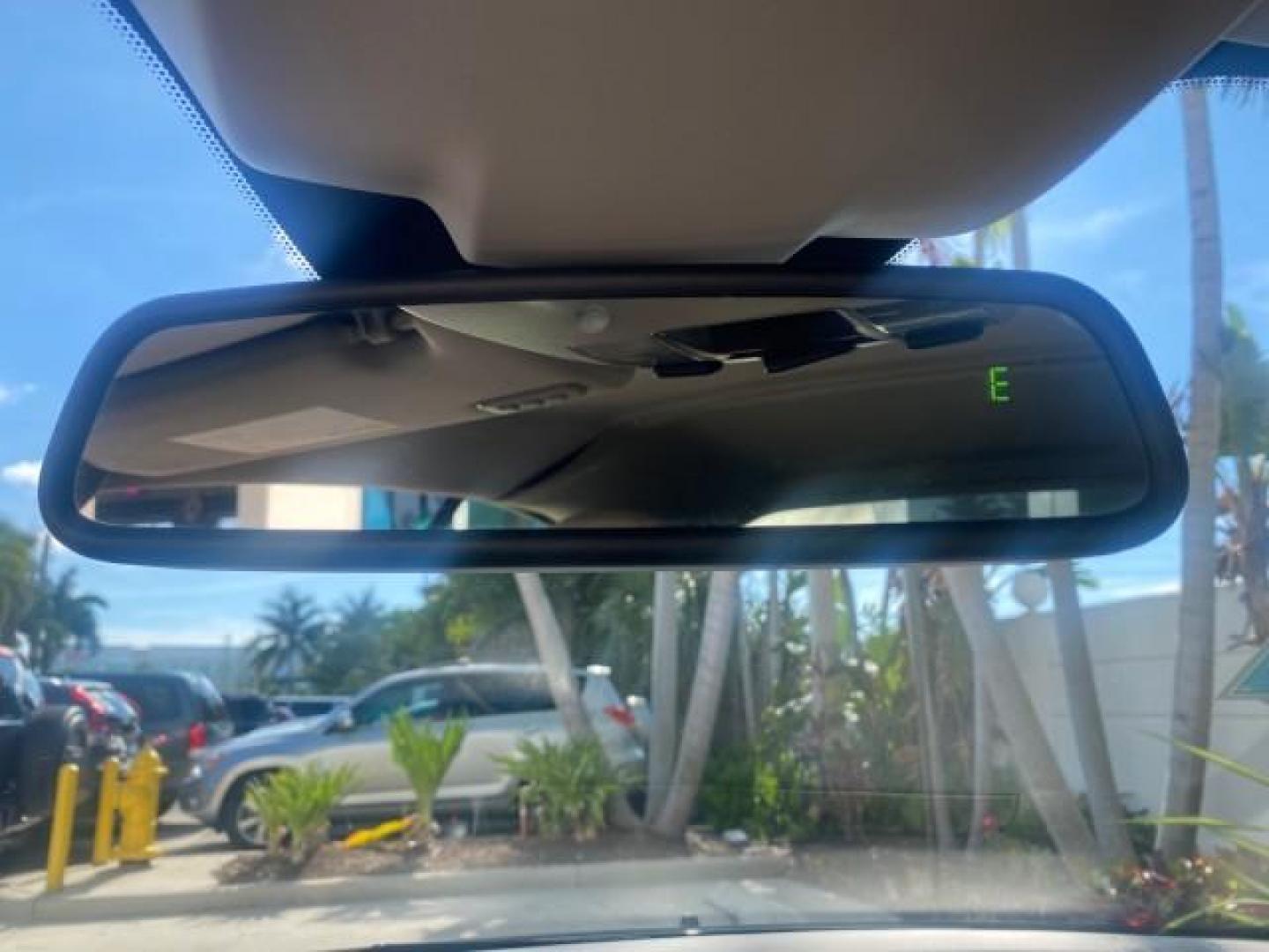 2006 Celestial Blue Metallic /Calcite Cream Volvo C70 LOW MILES 16,982 CONV (YV1MC68276J) with an 2.5L DOHC Turbocharged I5 Engine engine, Automatic transmission, located at 4701 North Dixie Hwy, Pompano Beach, FL, 33064, (954) 422-2889, 26.240938, -80.123474 - OUR WEBPAGE FLORIDACARS1.COM HAS OVER 100 PHOTOS AND FREE CARFAX LINK 2006 VOLVO C70 T5 ORIGINAL PRICE NEW : $41,510 VIN: YV1MC68276J006425 Y V 1 M C 6 8 2 7 6 J 0 0 6 4 2 5 CONVERTIBLE 2.5L I5 F GASOLINE FRONT WHEEL DRIVE Features ABS Brakes Air Conditioning Alloy Wheels AM/FM Stereo Automatic Tran - Photo#57