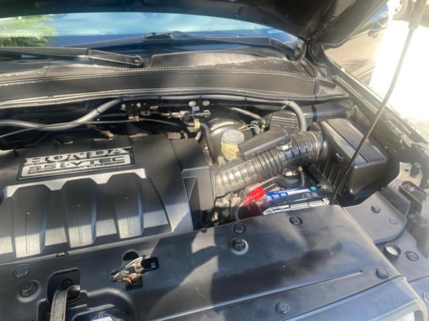 2008 Formal Black /Gray Honda Pilot EX-L 1 OWNER FL LOW-MILES 75,390 (5FNYF28548B) with an 3.5L SOHC MPFI 24-Valve i-VTEC V6 Engine engine, Automatic transmission, located at 4701 North Dixie Hwy, Pompano Beach, FL, 33064, (954) 422-2889, 26.240938, -80.123474 - OUR WEBPAGE FLORIDACARS1.COM HAS OVER 100 PHOTOS AND FREE CARFAX LINK 2008 HONDA PILOT EX-L VIN: 5FNYF28548B019659 5 F N Y F 2 8 5 4 8 B 0 1 9 6 5 9 4 DOOR WAGON/SPORT UTILITY 3.5L V6 F SOHC 24V GASOLINE FRONT WHEEL DRIVE Features ABS Brakes Air Conditioning Alloy Wheels AM/FM Stereo Automatic Trans - Photo#26