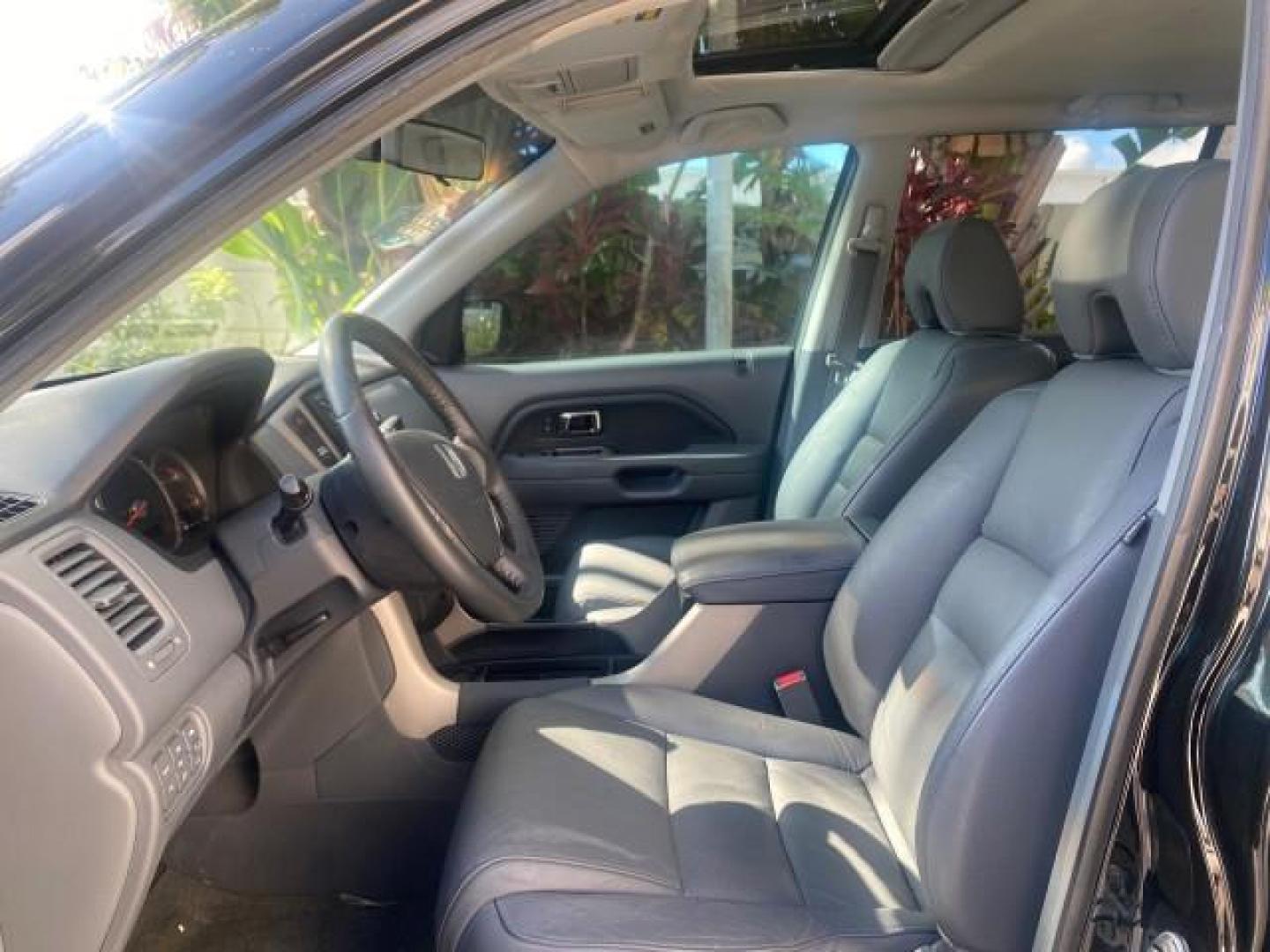 2008 Formal Black /Gray Honda Pilot EX-L 1 OWNER FL LOW-MILES 75,390 (5FNYF28548B) with an 3.5L SOHC MPFI 24-Valve i-VTEC V6 Engine engine, Automatic transmission, located at 4701 North Dixie Hwy, Pompano Beach, FL, 33064, (954) 422-2889, 26.240938, -80.123474 - OUR WEBPAGE FLORIDACARS1.COM HAS OVER 100 PHOTOS AND FREE CARFAX LINK 2008 HONDA PILOT EX-L VIN: 5FNYF28548B019659 5 F N Y F 2 8 5 4 8 B 0 1 9 6 5 9 4 DOOR WAGON/SPORT UTILITY 3.5L V6 F SOHC 24V GASOLINE FRONT WHEEL DRIVE Features ABS Brakes Air Conditioning Alloy Wheels AM/FM Stereo Automatic Trans - Photo#34