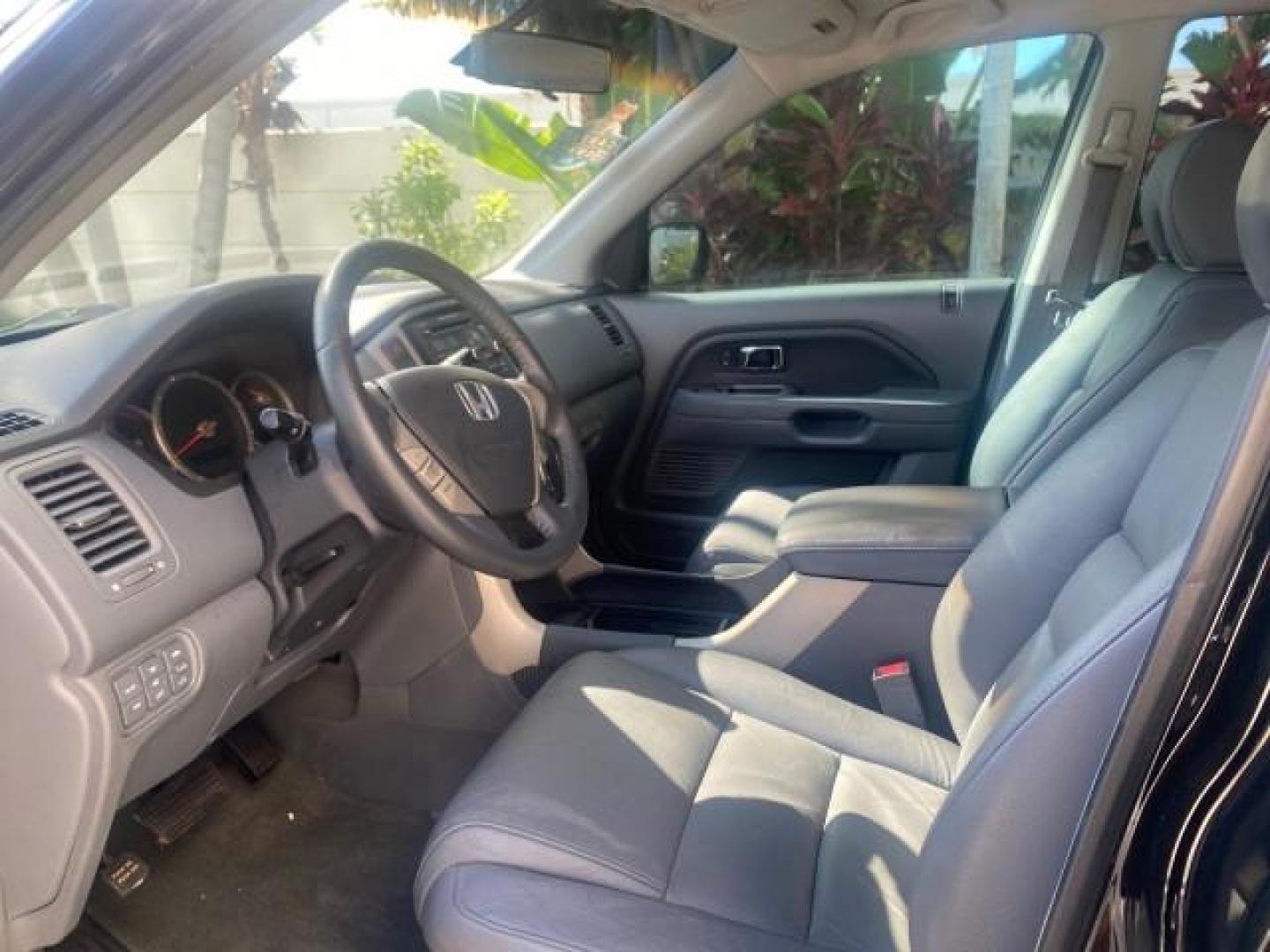 2008 Formal Black /Gray Honda Pilot EX-L 1 OWNER FL LOW-MILES 75,390 (5FNYF28548B) with an 3.5L SOHC MPFI 24-Valve i-VTEC V6 Engine engine, Automatic transmission, located at 4701 North Dixie Hwy, Pompano Beach, FL, 33064, (954) 422-2889, 26.240938, -80.123474 - OUR WEBPAGE FLORIDACARS1.COM HAS OVER 100 PHOTOS AND FREE CARFAX LINK 2008 HONDA PILOT EX-L VIN: 5FNYF28548B019659 5 F N Y F 2 8 5 4 8 B 0 1 9 6 5 9 4 DOOR WAGON/SPORT UTILITY 3.5L V6 F SOHC 24V GASOLINE FRONT WHEEL DRIVE Features ABS Brakes Air Conditioning Alloy Wheels AM/FM Stereo Automatic Trans - Photo#36