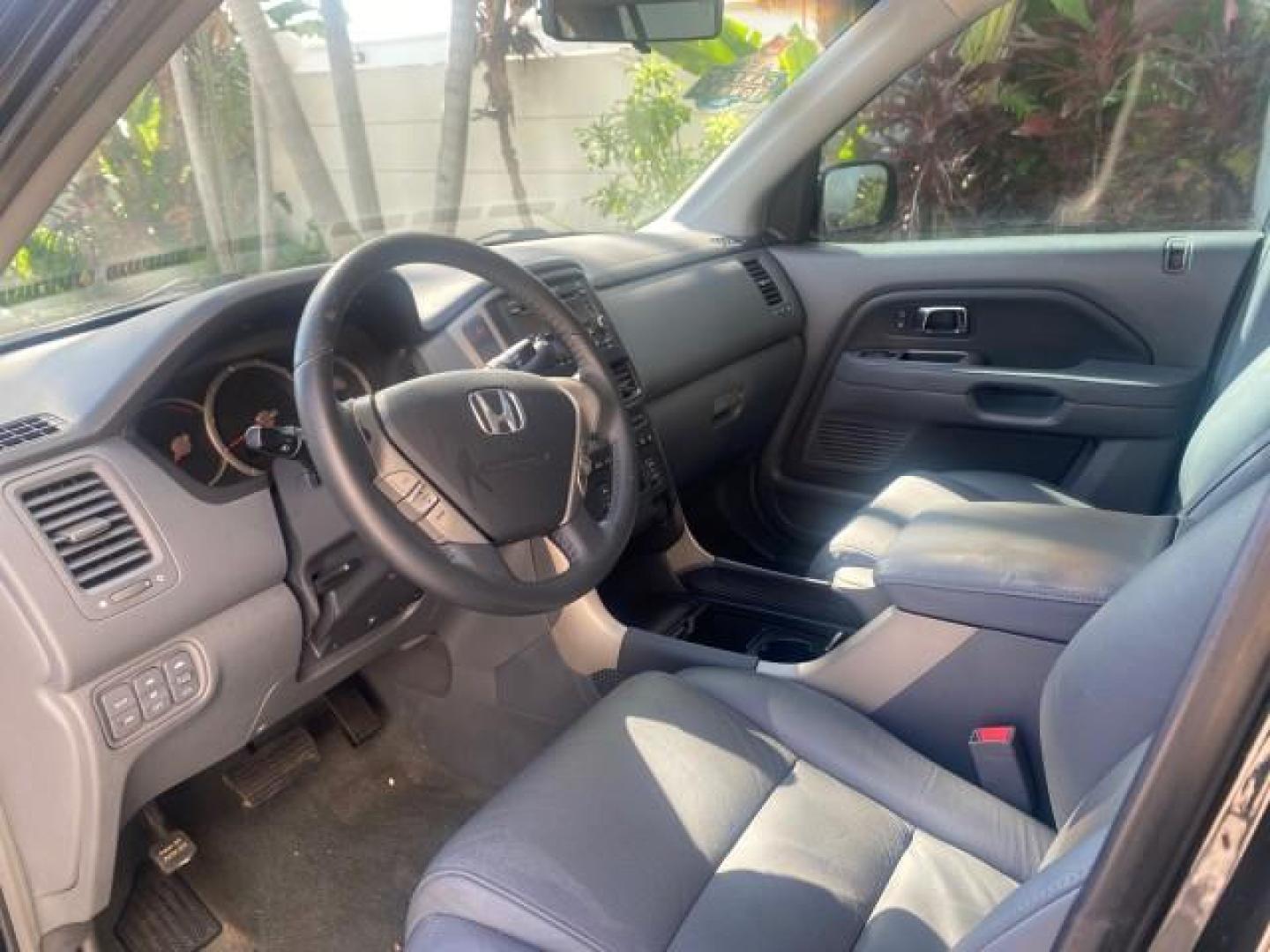 2008 Formal Black /Gray Honda Pilot EX-L 1 OWNER FL LOW-MILES 75,390 (5FNYF28548B) with an 3.5L SOHC MPFI 24-Valve i-VTEC V6 Engine engine, Automatic transmission, located at 4701 North Dixie Hwy, Pompano Beach, FL, 33064, (954) 422-2889, 26.240938, -80.123474 - OUR WEBPAGE FLORIDACARS1.COM HAS OVER 100 PHOTOS AND FREE CARFAX LINK 2008 HONDA PILOT EX-L VIN: 5FNYF28548B019659 5 F N Y F 2 8 5 4 8 B 0 1 9 6 5 9 4 DOOR WAGON/SPORT UTILITY 3.5L V6 F SOHC 24V GASOLINE FRONT WHEEL DRIVE Features ABS Brakes Air Conditioning Alloy Wheels AM/FM Stereo Automatic Trans - Photo#37