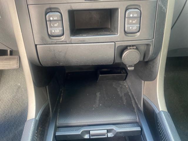 2008 Formal Black /Gray Honda Pilot EX-L 1 OWNER FL LOW-MILES 75,415 (5FNYF28548B) with an 3.5L SOHC MPFI 24-Valve i-VTEC V6 Engine engine, Automatic transmission, located at 4701 North Dixie Hwy, Pompano Beach, FL, 33064, (954) 422-2889, 26.240938, -80.123474 - OUR WEBPAGE FLORIDACARS1.COM HAS OVER 100 PHOTOS AND FREE CARFAX LINK 2008 HONDA PILOT EX-L VIN: 5FNYF28548B019659 5 F N Y F 2 8 5 4 8 B 0 1 9 6 5 9 4 DOOR WAGON/SPORT UTILITY 3.5L V6 F SOHC 24V GASOLINE FRONT WHEEL DRIVE Features ABS Brakes Air Conditioning Alloy Wheels AM/FM Stereo Automatic Trans - Photo#50