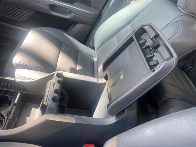 2008 Formal Black /Gray Honda Pilot EX-L 1 OWNER FL LOW-MILES 75,415 (5FNYF28548B) with an 3.5L SOHC MPFI 24-Valve i-VTEC V6 Engine engine, Automatic transmission, located at 4701 North Dixie Hwy, Pompano Beach, FL, 33064, (954) 422-2889, 26.240938, -80.123474 - OUR WEBPAGE FLORIDACARS1.COM HAS OVER 100 PHOTOS AND FREE CARFAX LINK 2008 HONDA PILOT EX-L VIN: 5FNYF28548B019659 5 F N Y F 2 8 5 4 8 B 0 1 9 6 5 9 4 DOOR WAGON/SPORT UTILITY 3.5L V6 F SOHC 24V GASOLINE FRONT WHEEL DRIVE Features ABS Brakes Air Conditioning Alloy Wheels AM/FM Stereo Automatic Trans - Photo#54