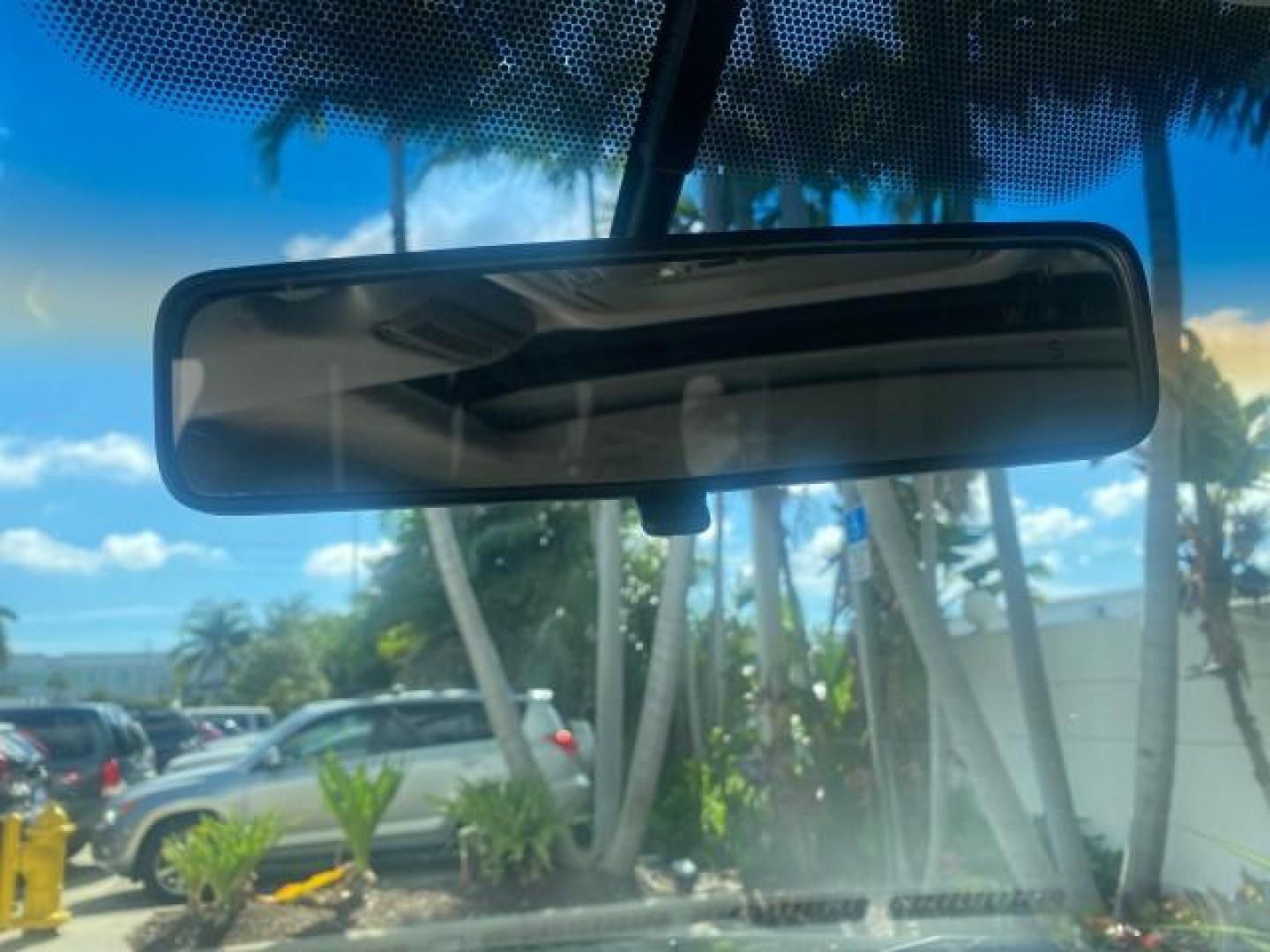 2008 Formal Black /Gray Honda Pilot EX-L 1 OWNER FL LOW-MILES 75,390 (5FNYF28548B) with an 3.5L SOHC MPFI 24-Valve i-VTEC V6 Engine engine, Automatic transmission, located at 4701 North Dixie Hwy, Pompano Beach, FL, 33064, (954) 422-2889, 26.240938, -80.123474 - OUR WEBPAGE FLORIDACARS1.COM HAS OVER 100 PHOTOS AND FREE CARFAX LINK 2008 HONDA PILOT EX-L VIN: 5FNYF28548B019659 5 F N Y F 2 8 5 4 8 B 0 1 9 6 5 9 4 DOOR WAGON/SPORT UTILITY 3.5L V6 F SOHC 24V GASOLINE FRONT WHEEL DRIVE Features ABS Brakes Air Conditioning Alloy Wheels AM/FM Stereo Automatic Trans - Photo#55