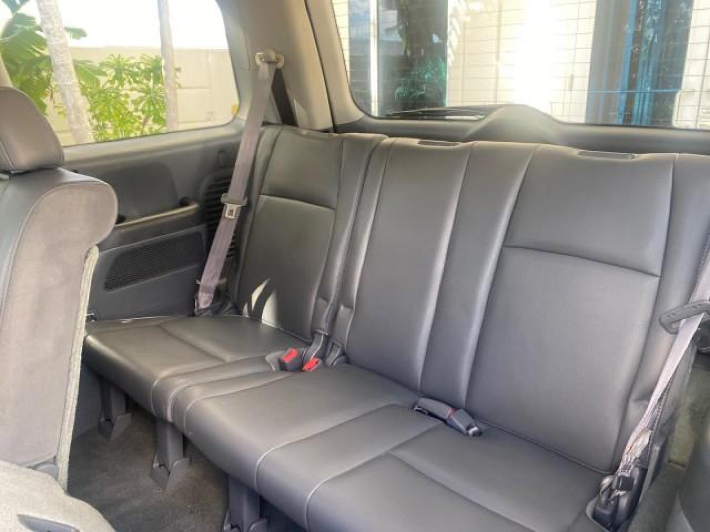 2008 Formal Black /Gray Honda Pilot EX-L 1 OWNER FL LOW-MILES 75,390 (5FNYF28548B) with an 3.5L SOHC MPFI 24-Valve i-VTEC V6 Engine engine, Automatic transmission, located at 4701 North Dixie Hwy, Pompano Beach, FL, 33064, (954) 422-2889, 26.240938, -80.123474 - OUR WEBPAGE FLORIDACARS1.COM HAS OVER 100 PHOTOS AND FREE CARFAX LINK 2008 HONDA PILOT EX-L VIN: 5FNYF28548B019659 5 F N Y F 2 8 5 4 8 B 0 1 9 6 5 9 4 DOOR WAGON/SPORT UTILITY 3.5L V6 F SOHC 24V GASOLINE FRONT WHEEL DRIVE Features ABS Brakes Air Conditioning Alloy Wheels AM/FM Stereo Automatic Trans - Photo#76