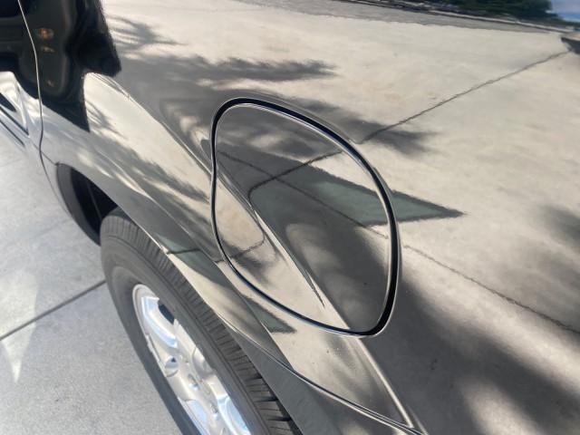 2008 Formal Black /Gray Honda Pilot EX-L 1 OWNER FL LOW-MILES 75,415 (5FNYF28548B) with an 3.5L SOHC MPFI 24-Valve i-VTEC V6 Engine engine, Automatic transmission, located at 4701 North Dixie Hwy, Pompano Beach, FL, 33064, (954) 422-2889, 26.240938, -80.123474 - OUR WEBPAGE FLORIDACARS1.COM HAS OVER 100 PHOTOS AND FREE CARFAX LINK 2008 HONDA PILOT EX-L VIN: 5FNYF28548B019659 5 F N Y F 2 8 5 4 8 B 0 1 9 6 5 9 4 DOOR WAGON/SPORT UTILITY 3.5L V6 F SOHC 24V GASOLINE FRONT WHEEL DRIVE Features ABS Brakes Air Conditioning Alloy Wheels AM/FM Stereo Automatic Trans - Photo#81