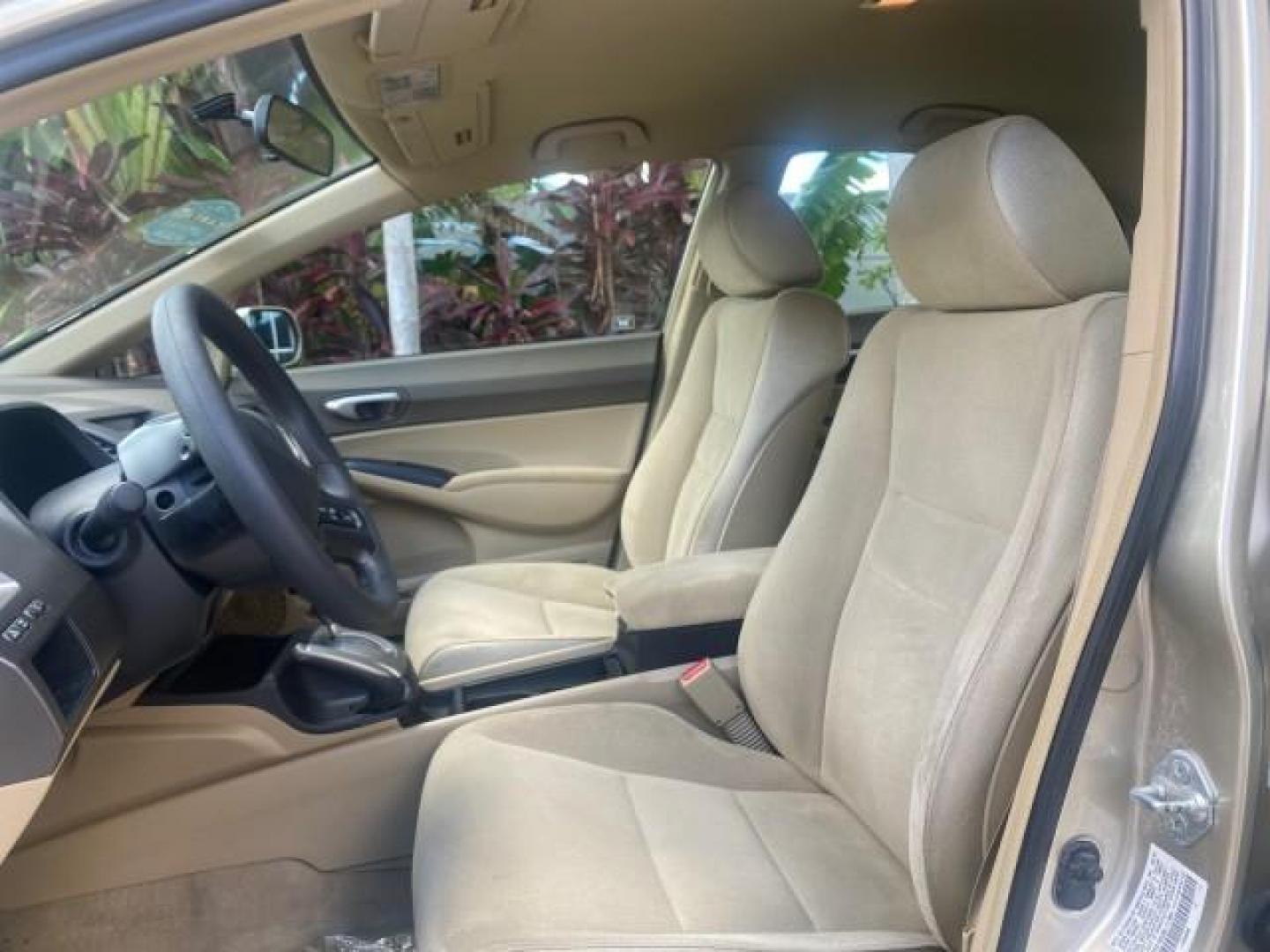 2008 Borrego Beige Metallic /Gray Honda Civic Sdn LX LOW MILES 26,917 1 OWNER (1HGFA16538L) with an 1.8L SOHC MPFI 16-Valve i-VTEC I4 Engine engine, Automatic transmission, located at 4701 North Dixie Hwy, Pompano Beach, FL, 33064, (954) 422-2889, 26.240938, -80.123474 - OUR WEBPAGE FLORIDACARS1.COM HAS OVER 100 PHOTOS AND FREE CARFAX LINK 2008 HONDA CIVIC LX VIN: 1HGFA16538L117891 1 H G F A 1 6 5 3 8 L 1 1 7 8 9 1 SEDAN 4 DR 1.8L I4 F SOHC 16V GASOLINE FRONT WHEEL DRIVE Features ABS Brakes Air Conditioning AM/FM Stereo Automatic Transmission Auxiliary Audio Input C - Photo#32