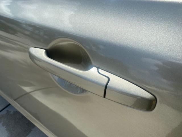 2008 Borrego Beige Metallic /Gray Honda Civic Sdn LX LOW MILES 26,922 1 OWNER (1HGFA16538L) with an 1.8L SOHC MPFI 16-Valve i-VTEC I4 Engine engine, Automatic transmission, located at 4701 North Dixie Hwy, Pompano Beach, FL, 33064, (954) 422-2889, 26.240938, -80.123474 - OUR WEBPAGE FLORIDACARS1.COM HAS OVER 100 PHOTOS AND FREE CARFAX LINK 2008 HONDA CIVIC LX VIN: 1HGFA16538L117891 1 H G F A 1 6 5 3 8 L 1 1 7 8 9 1 SEDAN 4 DR 1.8L I4 F SOHC 16V GASOLINE FRONT WHEEL DRIVE Features ABS Brakes Air Conditioning AM/FM Stereo Automatic Transmission Auxiliary Audio Input C - Photo#59