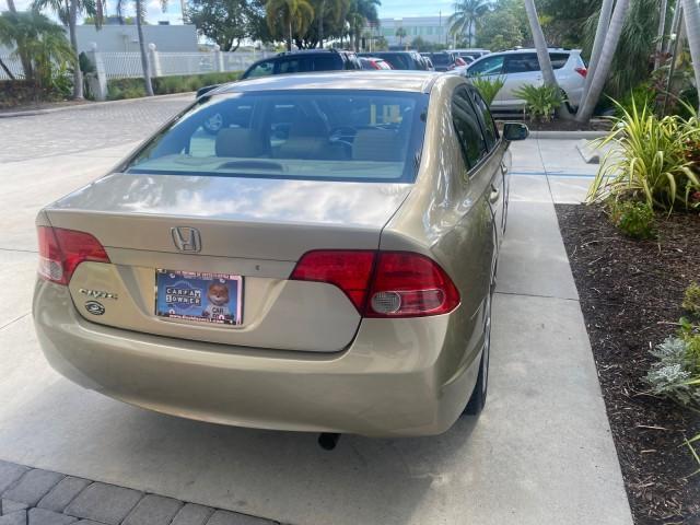 2008 Borrego Beige Metallic /Gray Honda Civic Sdn LX LOW MILES 26,922 1 OWNER (1HGFA16538L) with an 1.8L SOHC MPFI 16-Valve i-VTEC I4 Engine engine, Automatic transmission, located at 4701 North Dixie Hwy, Pompano Beach, FL, 33064, (954) 422-2889, 26.240938, -80.123474 - OUR WEBPAGE FLORIDACARS1.COM HAS OVER 100 PHOTOS AND FREE CARFAX LINK 2008 HONDA CIVIC LX VIN: 1HGFA16538L117891 1 H G F A 1 6 5 3 8 L 1 1 7 8 9 1 SEDAN 4 DR 1.8L I4 F SOHC 16V GASOLINE FRONT WHEEL DRIVE Features ABS Brakes Air Conditioning AM/FM Stereo Automatic Transmission Auxiliary Audio Input C - Photo#76