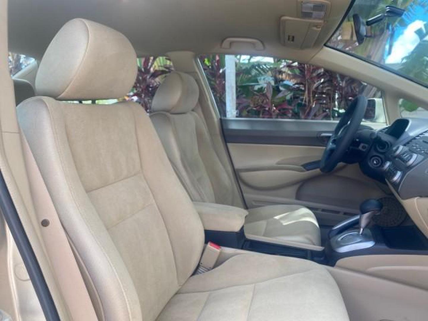 2008 Borrego Beige Metallic /Gray Honda Civic Sdn LX LOW MILES 26,917 1 OWNER (1HGFA16538L) with an 1.8L SOHC MPFI 16-Valve i-VTEC I4 Engine engine, Automatic transmission, located at 4701 North Dixie Hwy, Pompano Beach, FL, 33064, (954) 422-2889, 26.240938, -80.123474 - OUR WEBPAGE FLORIDACARS1.COM HAS OVER 100 PHOTOS AND FREE CARFAX LINK 2008 HONDA CIVIC LX VIN: 1HGFA16538L117891 1 H G F A 1 6 5 3 8 L 1 1 7 8 9 1 SEDAN 4 DR 1.8L I4 F SOHC 16V GASOLINE FRONT WHEEL DRIVE Features ABS Brakes Air Conditioning AM/FM Stereo Automatic Transmission Auxiliary Audio Input C - Photo#90