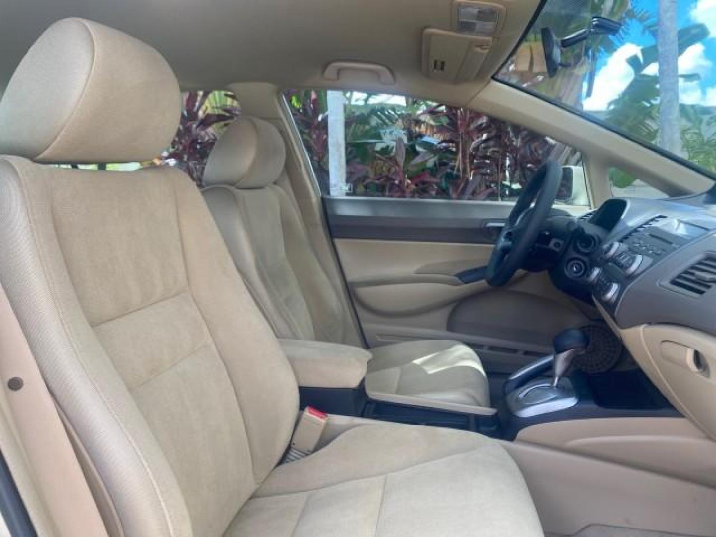 2008 Borrego Beige Metallic /Gray Honda Civic Sdn LX LOW MILES 26,917 1 OWNER (1HGFA16538L) with an 1.8L SOHC MPFI 16-Valve i-VTEC I4 Engine engine, Automatic transmission, located at 4701 North Dixie Hwy, Pompano Beach, FL, 33064, (954) 422-2889, 26.240938, -80.123474 - OUR WEBPAGE FLORIDACARS1.COM HAS OVER 100 PHOTOS AND FREE CARFAX LINK 2008 HONDA CIVIC LX VIN: 1HGFA16538L117891 1 H G F A 1 6 5 3 8 L 1 1 7 8 9 1 SEDAN 4 DR 1.8L I4 F SOHC 16V GASOLINE FRONT WHEEL DRIVE Features ABS Brakes Air Conditioning AM/FM Stereo Automatic Transmission Auxiliary Audio Input C - Photo#91