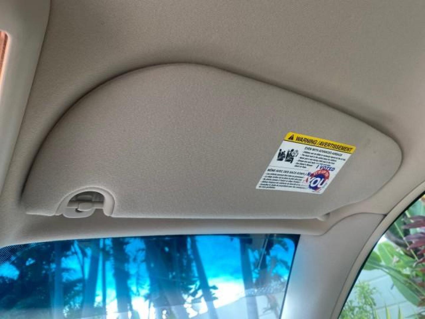 2005 Light French Silk Metallic /Med/Lt Parchment Lincoln Town Car Signature 1 OWNER FL LOW MILES 39,256 (1LNHM81W85Y) with an 4.6L SOHC SMPI V8 Engine engine, Automatic transmission, located at 4701 North Dixie Hwy, Pompano Beach, FL, 33064, (954) 422-2889, 26.240938, -80.123474 - OUR WEBPAGE FLORIDACARS1.COM HAS OVER 100 PHOTOS AND FREE CARFAX LINK 2005 LINCOLN TOWN CAR SIGNATURE VIN: 1LNHM81W85Y648232 1 L N H M 8 1 W 8 5 Y 6 4 8 2 3 2 SEDAN 4 DR 4.6L V8 F OHV 16V GASOLINE REAR WHEEL DRIVE Features ABS Brakes Air Conditioning Alloy Wheels AM/FM Stereo Automatic Transmission - Photo#55