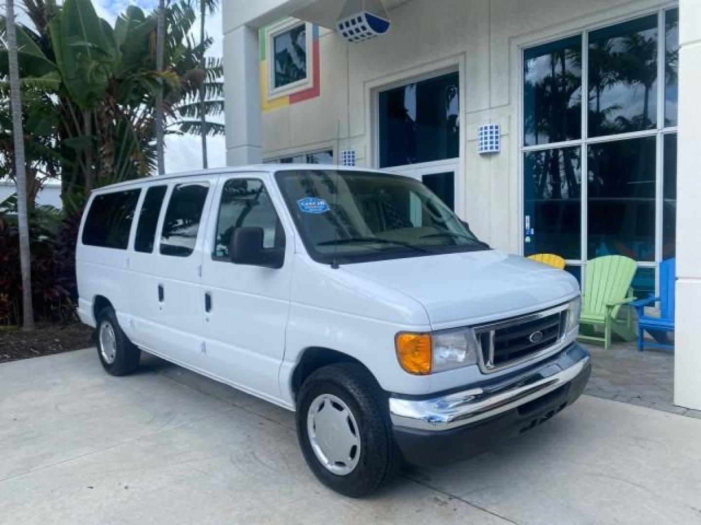 2006 Oxford White /Medium Flint Ford Econoline Wagon XLT LOW MILES 27,333 8 PASS (1FMRE11L86D) with an 5.4L EFI V8 Engine engine, Automatic transmission, located at 4701 North Dixie Hwy, Pompano Beach, FL, 33064, (954) 422-2889, 26.240938, -80.123474 - OUR WEBPAGE FLORIDACARS1.COM HAS OVER 100 PHOTOS AND FREE CARFAX LINK 2006 FORD E-SERIES E-150 XL - DUAL AIR 8 PASSENGER XL VIN: 1FMRE11L86DA99672 1 F M R E 1 1 L 8 6 D A 9 9 6 7 2 VAN 5.4L V8 F GASOLINE REAR WHEEL DRIVE Features ABS Brakes Air Conditioning AM/FM Stereo Automatic Transmission Runnin - Photo#1