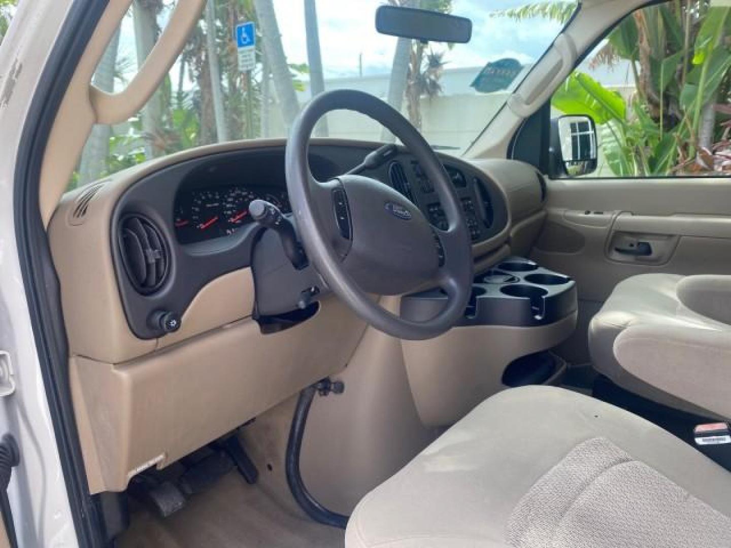 2006 Oxford White /Medium Flint Ford Econoline Wagon XLT LOW MILES 27,333 8 PASS (1FMRE11L86D) with an 5.4L EFI V8 Engine engine, Automatic transmission, located at 4701 North Dixie Hwy, Pompano Beach, FL, 33064, (954) 422-2889, 26.240938, -80.123474 - OUR WEBPAGE FLORIDACARS1.COM HAS OVER 100 PHOTOS AND FREE CARFAX LINK 2006 FORD E-SERIES E-150 XL - DUAL AIR 8 PASSENGER XL VIN: 1FMRE11L86DA99672 1 F M R E 1 1 L 8 6 D A 9 9 6 7 2 VAN 5.4L V8 F GASOLINE REAR WHEEL DRIVE Features ABS Brakes Air Conditioning AM/FM Stereo Automatic Transmission Runnin - Photo#37