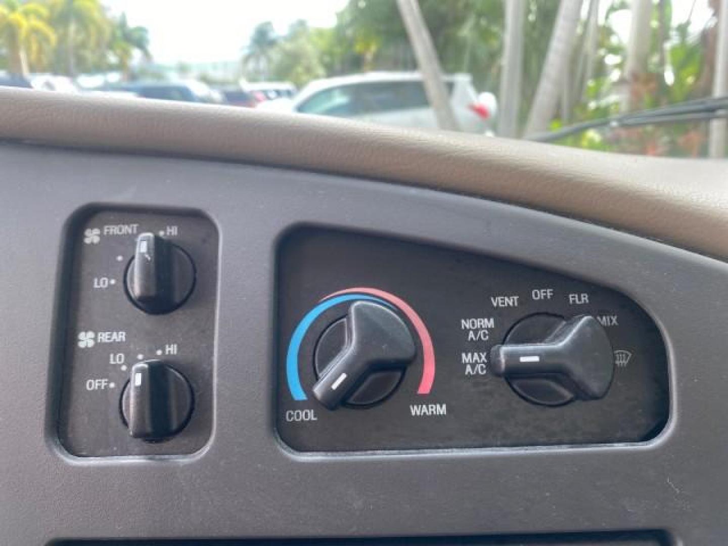 2006 Oxford White /Medium Flint Ford Econoline Wagon XLT LOW MILES 27,333 8 PASS (1FMRE11L86D) with an 5.4L EFI V8 Engine engine, Automatic transmission, located at 4701 North Dixie Hwy, Pompano Beach, FL, 33064, (954) 422-2889, 26.240938, -80.123474 - OUR WEBPAGE FLORIDACARS1.COM HAS OVER 100 PHOTOS AND FREE CARFAX LINK 2006 FORD E-SERIES E-150 XL - DUAL AIR 8 PASSENGER XL VIN: 1FMRE11L86DA99672 1 F M R E 1 1 L 8 6 D A 9 9 6 7 2 VAN 5.4L V8 F GASOLINE REAR WHEEL DRIVE Features ABS Brakes Air Conditioning AM/FM Stereo Automatic Transmission Runnin - Photo#48