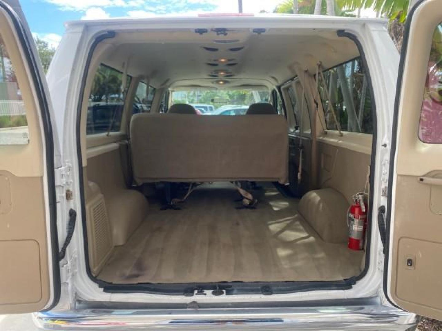 2006 Oxford White /Medium Flint Ford Econoline Wagon XLT LOW MILES 27,333 8 PASS (1FMRE11L86D) with an 5.4L EFI V8 Engine engine, Automatic transmission, located at 4701 North Dixie Hwy, Pompano Beach, FL, 33064, (954) 422-2889, 26.240938, -80.123474 - OUR WEBPAGE FLORIDACARS1.COM HAS OVER 100 PHOTOS AND FREE CARFAX LINK 2006 FORD E-SERIES E-150 XL - DUAL AIR 8 PASSENGER XL VIN: 1FMRE11L86DA99672 1 F M R E 1 1 L 8 6 D A 9 9 6 7 2 VAN 5.4L V8 F GASOLINE REAR WHEEL DRIVE Features ABS Brakes Air Conditioning AM/FM Stereo Automatic Transmission Runnin - Photo#90