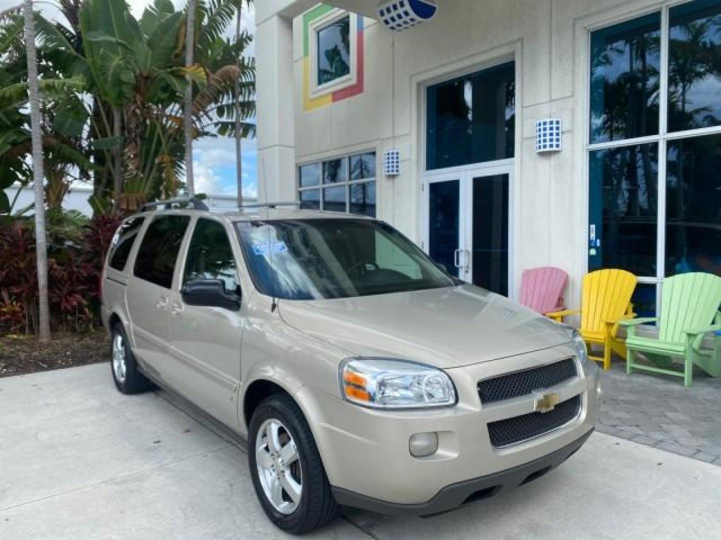 2007 Gold Mist Metallic /Cashmere Chevrolet Uplander LT LOW MILES 56,861 (1GNDV33197D) with an 3.9L V6 SFI Engine engine, Automatic transmission, located at 4701 North Dixie Hwy, Pompano Beach, FL, 33064, (954) 422-2889, 26.240938, -80.123474 - OUR WEBPAGE FLORIDACARS1.COM HAS OVER 100 PHOTOS AND FREE CARFAX LINK 2007 CHEVROLET UPLANDER LT VIN: 1GNDV33197D148165 1 G N D V 3 3 1 9 7 D 1 4 8 1 6 5 VAN 3.9L V6 F GASOLINE FRONT WHEEL DRIVE Features ABS Brakes Air Conditioning Alloy Wheels AM/FM Stereo Automatic Transmission CD Audio Cruise Con - Photo#1