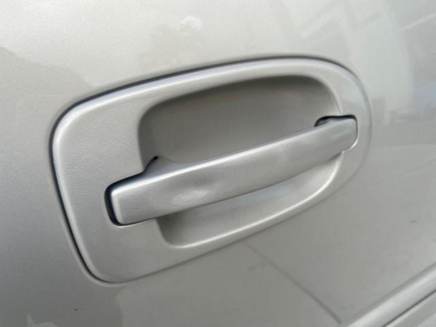 2007 Gold Mist Metallic /Cashmere Chevrolet Uplander LT LOW MILES 56,861 (1GNDV33197D) with an 3.9L V6 SFI Engine engine, Automatic transmission, located at 4701 North Dixie Hwy, Pompano Beach, FL, 33064, (954) 422-2889, 26.240938, -80.123474 - OUR WEBPAGE FLORIDACARS1.COM HAS OVER 100 PHOTOS AND FREE CARFAX LINK 2007 CHEVROLET UPLANDER LT VIN: 1GNDV33197D148165 1 G N D V 3 3 1 9 7 D 1 4 8 1 6 5 VAN 3.9L V6 F GASOLINE FRONT WHEEL DRIVE Features ABS Brakes Air Conditioning Alloy Wheels AM/FM Stereo Automatic Transmission CD Audio Cruise Con - Photo#60