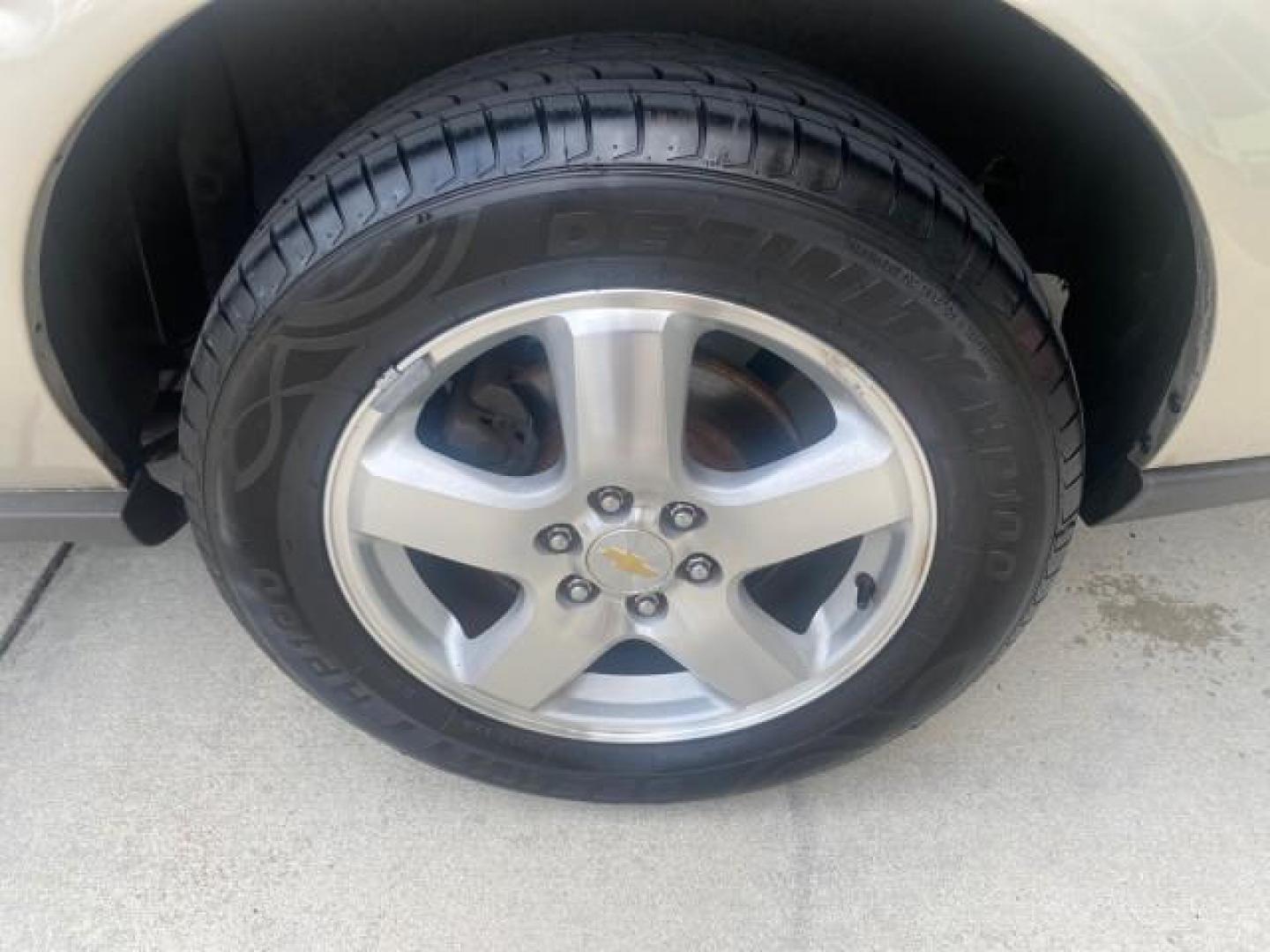 2007 Gold Mist Metallic /Cashmere Chevrolet Uplander LT LOW MILES 56,861 (1GNDV33197D) with an 3.9L V6 SFI Engine engine, Automatic transmission, located at 4701 North Dixie Hwy, Pompano Beach, FL, 33064, (954) 422-2889, 26.240938, -80.123474 - OUR WEBPAGE FLORIDACARS1.COM HAS OVER 100 PHOTOS AND FREE CARFAX LINK 2007 CHEVROLET UPLANDER LT VIN: 1GNDV33197D148165 1 G N D V 3 3 1 9 7 D 1 4 8 1 6 5 VAN 3.9L V6 F GASOLINE FRONT WHEEL DRIVE Features ABS Brakes Air Conditioning Alloy Wheels AM/FM Stereo Automatic Transmission CD Audio Cruise Con - Photo#73