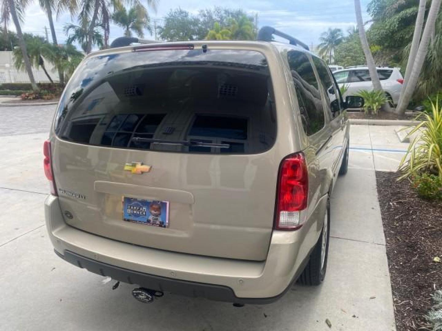 2007 Gold Mist Metallic /Cashmere Chevrolet Uplander LT LOW MILES 56,861 (1GNDV33197D) with an 3.9L V6 SFI Engine engine, Automatic transmission, located at 4701 North Dixie Hwy, Pompano Beach, FL, 33064, (954) 422-2889, 26.240938, -80.123474 - OUR WEBPAGE FLORIDACARS1.COM HAS OVER 100 PHOTOS AND FREE CARFAX LINK 2007 CHEVROLET UPLANDER LT VIN: 1GNDV33197D148165 1 G N D V 3 3 1 9 7 D 1 4 8 1 6 5 VAN 3.9L V6 F GASOLINE FRONT WHEEL DRIVE Features ABS Brakes Air Conditioning Alloy Wheels AM/FM Stereo Automatic Transmission CD Audio Cruise Con - Photo#77