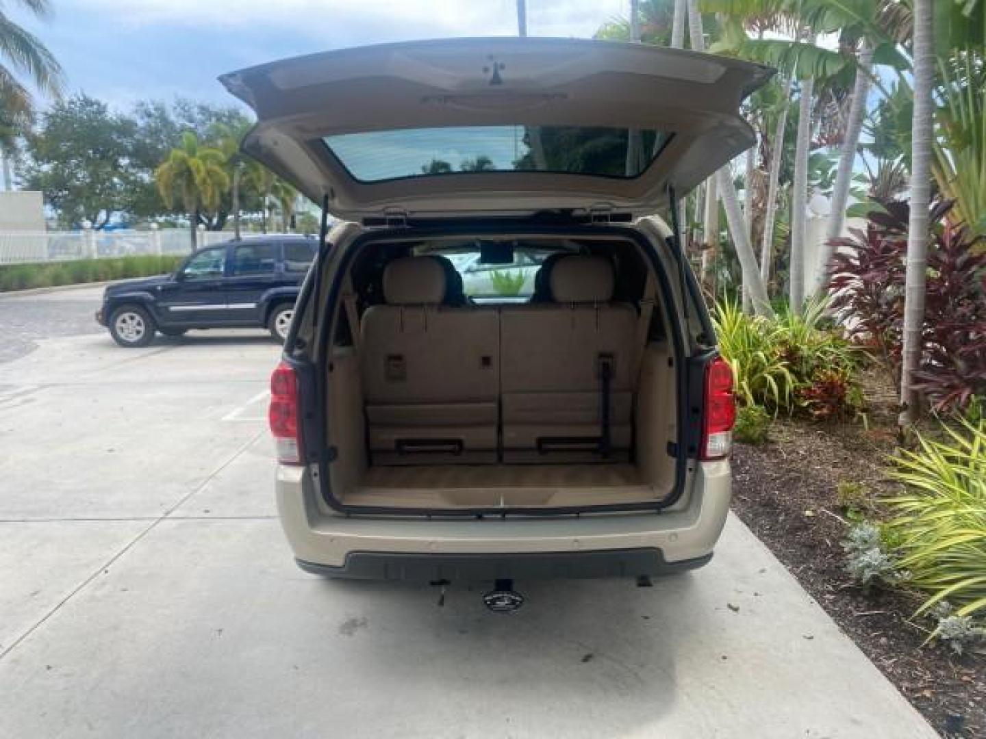 2007 Gold Mist Metallic /Cashmere Chevrolet Uplander LT LOW MILES 56,861 (1GNDV33197D) with an 3.9L V6 SFI Engine engine, Automatic transmission, located at 4701 North Dixie Hwy, Pompano Beach, FL, 33064, (954) 422-2889, 26.240938, -80.123474 - OUR WEBPAGE FLORIDACARS1.COM HAS OVER 100 PHOTOS AND FREE CARFAX LINK 2007 CHEVROLET UPLANDER LT VIN: 1GNDV33197D148165 1 G N D V 3 3 1 9 7 D 1 4 8 1 6 5 VAN 3.9L V6 F GASOLINE FRONT WHEEL DRIVE Features ABS Brakes Air Conditioning Alloy Wheels AM/FM Stereo Automatic Transmission CD Audio Cruise Con - Photo#85