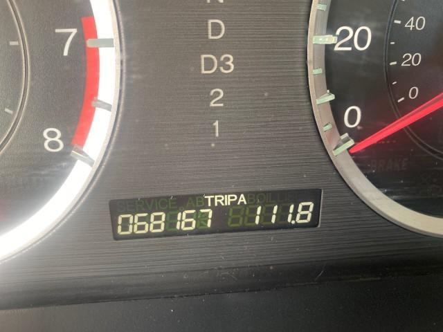 2010 Crystal Black Pearl /Ivory Honda Accord Sdn EX-L LOW MILES 68,167 (1HGCP3F8XAA) with an 3.5L SOHC MPFI 24-Valve i-VTEC V6 Engine engine, Automatic transmission, located at 4701 North Dixie Hwy, Pompano Beach, FL, 33064, (954) 422-2889, 26.240938, -80.123474 - OUR WEBPAGE FLORIDACARS1.COM HAS OVER 100 PHOTOS AND FREE CARFAX LINK 2010 HONDA ACCORD EX-L V6 VIN: 1HGCP3F8XAA027761 1 H G C P 3 F 8 X A A 0 2 7 7 6 1 SEDAN 4 DR 3.5L V6 F SOHC 24V GASOLINE FRONT WHEEL DRIVE Features ABS Brakes Air Conditioning Alloy Wheels AM/FM Stereo Automatic Transmission Auxi - Photo#18