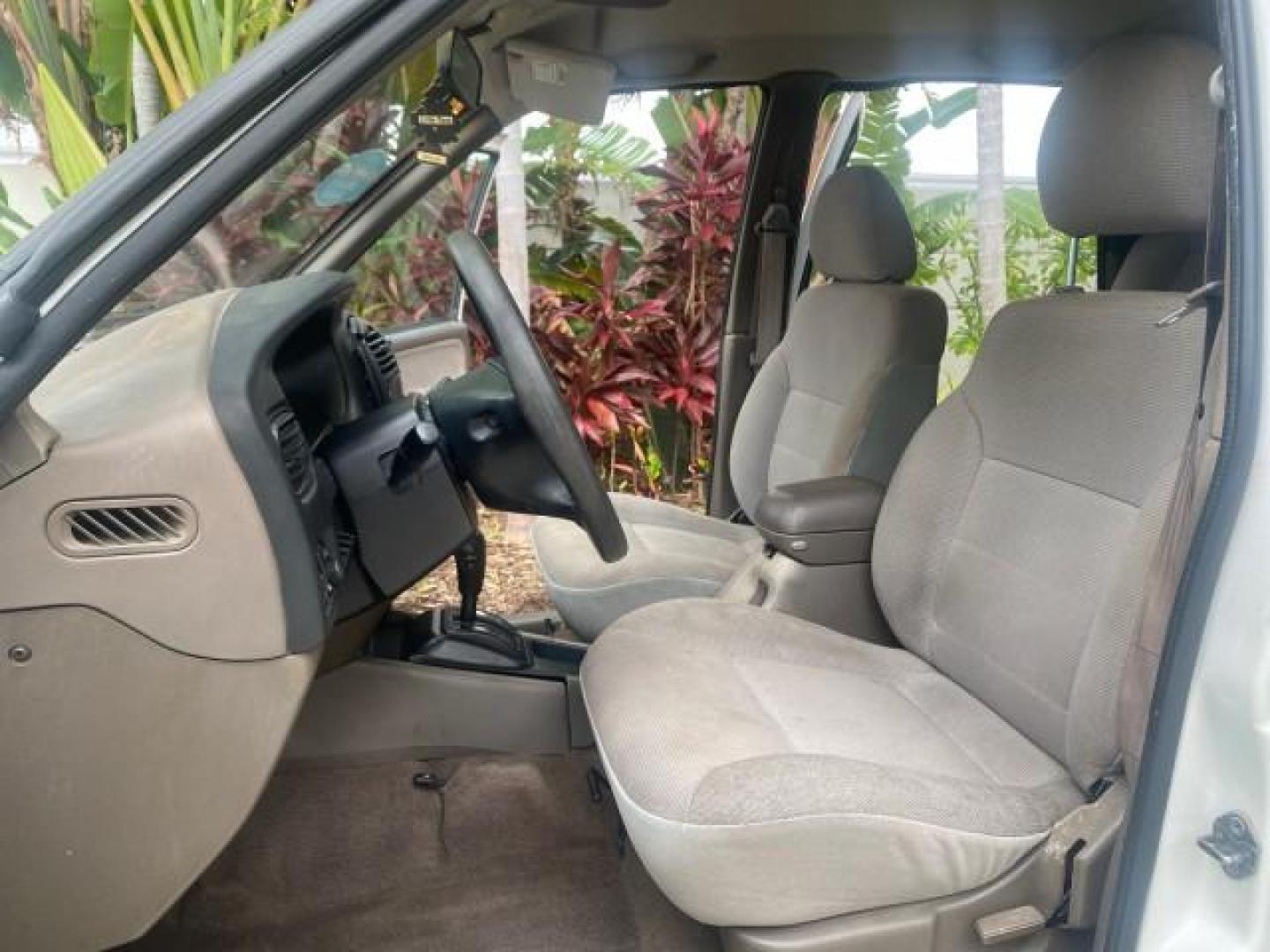 2002 White /Gray Kia Sportage SUV LOW MILES 37,679 (KNDJB723325) with an 2.0L DOHC MPFI 16-Valve Inline 4-Cyl Engine engine, Automatic transmission, located at 4701 North Dixie Hwy, Pompano Beach, FL, 33064, (954) 422-2889, 26.240938, -80.123474 - OUR WEBPAGE FLORIDACARS1.COM HAS OVER 100 PHOTOS AND FREE CARFAX LINK 2002 KIA SPORTAGE VIN: KNDJB723325123795 K N D J B 7 2 3 3 2 5 1 2 3 7 9 5 4 DOOR WAGON/SPORT UTILITY 2.0L I4 F DOHC 16V GASOLINE REAR WHEEL DRIVE Features Air Conditioning Alloy Wheels AM/FM Stereo Automatic Transmission CD Audio - Photo#10