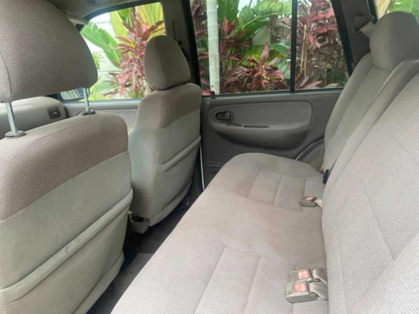 2002 White /Gray Kia Sportage SUV LOW MILES 37,679 (KNDJB723325) with an 2.0L DOHC MPFI 16-Valve Inline 4-Cyl Engine engine, Automatic transmission, located at 4701 North Dixie Hwy, Pompano Beach, FL, 33064, (954) 422-2889, 26.240938, -80.123474 - OUR WEBPAGE FLORIDACARS1.COM HAS OVER 100 PHOTOS AND FREE CARFAX LINK 2002 KIA SPORTAGE VIN: KNDJB723325123795 K N D J B 7 2 3 3 2 5 1 2 3 7 9 5 4 DOOR WAGON/SPORT UTILITY 2.0L I4 F DOHC 16V GASOLINE REAR WHEEL DRIVE Features Air Conditioning Alloy Wheels AM/FM Stereo Automatic Transmission CD Audio - Photo#60