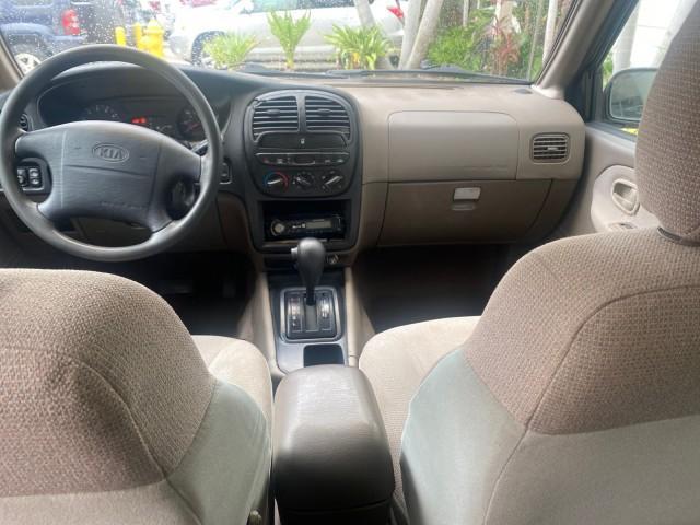 2002 White /Gray Kia Sportage SUV LOW MILES 37,688 (KNDJB723325) with an 2.0L DOHC MPFI 16-Valve Inline 4-Cyl Engine engine, Automatic transmission, located at 4701 North Dixie Hwy, Pompano Beach, FL, 33064, (954) 422-2889, 26.240938, -80.123474 - OUR WEBPAGE FLORIDACARS1.COM HAS OVER 100 PHOTOS AND FREE CARFAX LINK 2002 KIA SPORTAGE VIN: KNDJB723325123795 K N D J B 7 2 3 3 2 5 1 2 3 7 9 5 4 DOOR WAGON/SPORT UTILITY 2.0L I4 F DOHC 16V GASOLINE REAR WHEEL DRIVE Features Air Conditioning Alloy Wheels AM/FM Stereo Automatic Transmission CD Audio - Photo#63