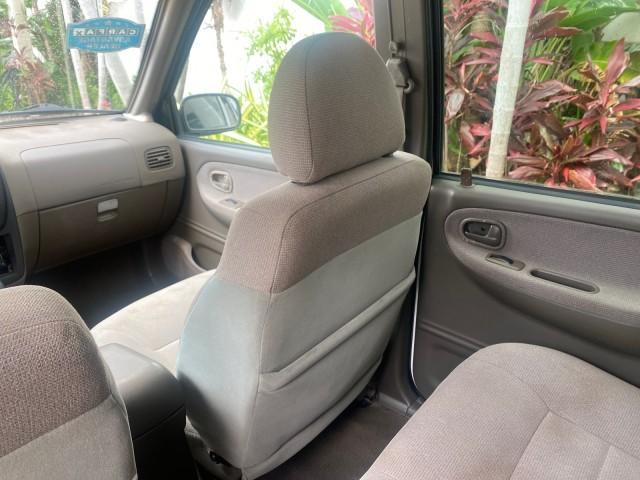 2002 White /Gray Kia Sportage SUV LOW MILES 37,688 (KNDJB723325) with an 2.0L DOHC MPFI 16-Valve Inline 4-Cyl Engine engine, Automatic transmission, located at 4701 North Dixie Hwy, Pompano Beach, FL, 33064, (954) 422-2889, 26.240938, -80.123474 - OUR WEBPAGE FLORIDACARS1.COM HAS OVER 100 PHOTOS AND FREE CARFAX LINK 2002 KIA SPORTAGE VIN: KNDJB723325123795 K N D J B 7 2 3 3 2 5 1 2 3 7 9 5 4 DOOR WAGON/SPORT UTILITY 2.0L I4 F DOHC 16V GASOLINE REAR WHEEL DRIVE Features Air Conditioning Alloy Wheels AM/FM Stereo Automatic Transmission CD Audio - Photo#64