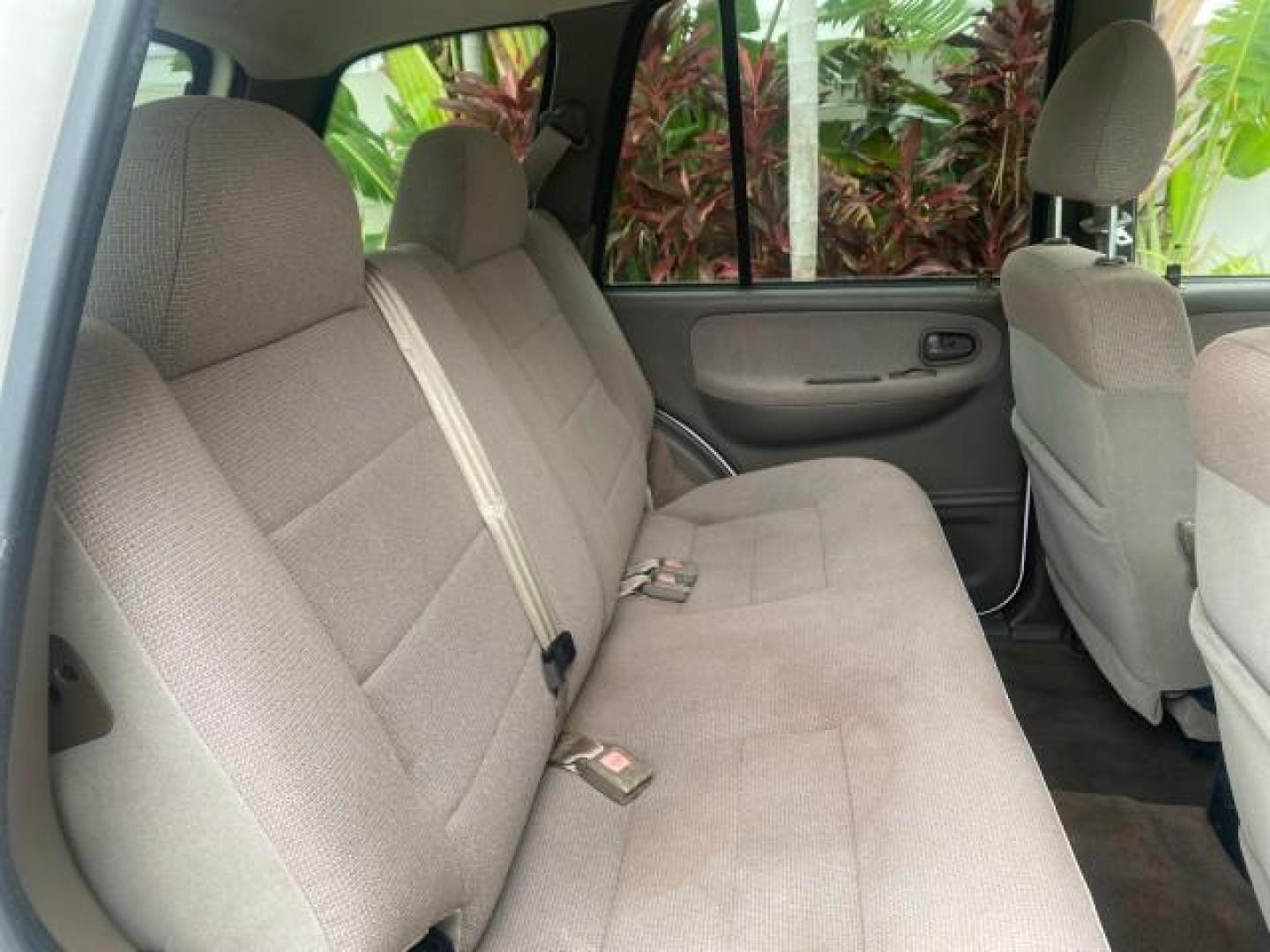 2002 White /Gray Kia Sportage SUV LOW MILES 37,679 (KNDJB723325) with an 2.0L DOHC MPFI 16-Valve Inline 4-Cyl Engine engine, Automatic transmission, located at 4701 North Dixie Hwy, Pompano Beach, FL, 33064, (954) 422-2889, 26.240938, -80.123474 - OUR WEBPAGE FLORIDACARS1.COM HAS OVER 100 PHOTOS AND FREE CARFAX LINK 2002 KIA SPORTAGE VIN: KNDJB723325123795 K N D J B 7 2 3 3 2 5 1 2 3 7 9 5 4 DOOR WAGON/SPORT UTILITY 2.0L I4 F DOHC 16V GASOLINE REAR WHEEL DRIVE Features Air Conditioning Alloy Wheels AM/FM Stereo Automatic Transmission CD Audio - Photo#94