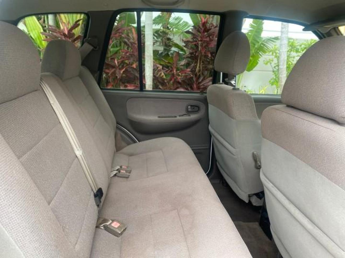2002 White /Gray Kia Sportage SUV LOW MILES 37,679 (KNDJB723325) with an 2.0L DOHC MPFI 16-Valve Inline 4-Cyl Engine engine, Automatic transmission, located at 4701 North Dixie Hwy, Pompano Beach, FL, 33064, (954) 422-2889, 26.240938, -80.123474 - OUR WEBPAGE FLORIDACARS1.COM HAS OVER 100 PHOTOS AND FREE CARFAX LINK 2002 KIA SPORTAGE VIN: KNDJB723325123795 K N D J B 7 2 3 3 2 5 1 2 3 7 9 5 4 DOOR WAGON/SPORT UTILITY 2.0L I4 F DOHC 16V GASOLINE REAR WHEEL DRIVE Features Air Conditioning Alloy Wheels AM/FM Stereo Automatic Transmission CD Audio - Photo#96
