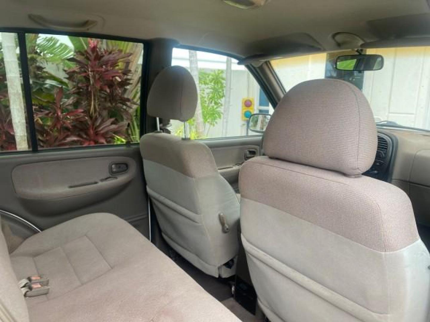 2002 White /Gray Kia Sportage SUV LOW MILES 37,679 (KNDJB723325) with an 2.0L DOHC MPFI 16-Valve Inline 4-Cyl Engine engine, Automatic transmission, located at 4701 North Dixie Hwy, Pompano Beach, FL, 33064, (954) 422-2889, 26.240938, -80.123474 - OUR WEBPAGE FLORIDACARS1.COM HAS OVER 100 PHOTOS AND FREE CARFAX LINK 2002 KIA SPORTAGE VIN: KNDJB723325123795 K N D J B 7 2 3 3 2 5 1 2 3 7 9 5 4 DOOR WAGON/SPORT UTILITY 2.0L I4 F DOHC 16V GASOLINE REAR WHEEL DRIVE Features Air Conditioning Alloy Wheels AM/FM Stereo Automatic Transmission CD Audio - Photo#98