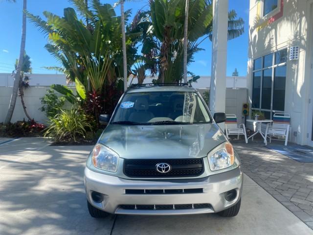 2005 Titanium Metallic /Taupe Toyota RAV4 LOW MILES 46,167 18 SERVICES (JTEGD20V650) with an 2.4L DOHC SFI 16-Valve VVT-i 4-Cyl Engine engine, Automatic transmission, located at 4701 North Dixie Hwy, Pompano Beach, FL, 33064, (954) 422-2889, 26.240938, -80.123474 - OUR WEBPAGE FLORIDACARS1.COM HAS OVER 100 PHOTOS AND FREE CARFAX LINK 2005 TOYOTA RAV4 VIN: JTEGD20V650076982 J T E G D 2 0 V 6 5 0 0 7 6 9 8 2 4 DOOR WAGON/SPORT UTILITY 2.4L I4 F DOHC 16V GASOLINE FRONT WHEEL DRIVE Features ABS Brakes Air Conditioning AM/FM Stereo Automatic Transmission Cassette P - Photo#2