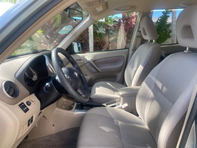 2005 Titanium Metallic /Taupe Toyota RAV4 LOW MILES 46,167 18 SERVICES (JTEGD20V650) with an 2.4L DOHC SFI 16-Valve VVT-i 4-Cyl Engine engine, Automatic transmission, located at 4701 North Dixie Hwy, Pompano Beach, FL, 33064, (954) 422-2889, 26.240938, -80.123474 - OUR WEBPAGE FLORIDACARS1.COM HAS OVER 100 PHOTOS AND FREE CARFAX LINK 2005 TOYOTA RAV4 VIN: JTEGD20V650076982 J T E G D 2 0 V 6 5 0 0 7 6 9 8 2 4 DOOR WAGON/SPORT UTILITY 2.4L I4 F DOHC 16V GASOLINE FRONT WHEEL DRIVE Features ABS Brakes Air Conditioning AM/FM Stereo Automatic Transmission Cassette P - Photo#34