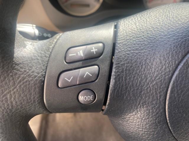 2005 Titanium Metallic /Taupe Toyota RAV4 LOW MILES 46,167 18 SERVICES (JTEGD20V650) with an 2.4L DOHC SFI 16-Valve VVT-i 4-Cyl Engine engine, Automatic transmission, located at 4701 North Dixie Hwy, Pompano Beach, FL, 33064, (954) 422-2889, 26.240938, -80.123474 - OUR WEBPAGE FLORIDACARS1.COM HAS OVER 100 PHOTOS AND FREE CARFAX LINK 2005 TOYOTA RAV4 VIN: JTEGD20V650076982 J T E G D 2 0 V 6 5 0 0 7 6 9 8 2 4 DOOR WAGON/SPORT UTILITY 2.4L I4 F DOHC 16V GASOLINE FRONT WHEEL DRIVE Features ABS Brakes Air Conditioning AM/FM Stereo Automatic Transmission Cassette P - Photo#40