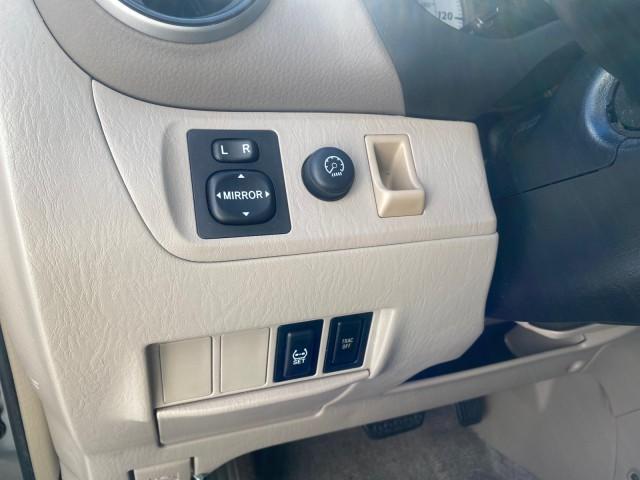 2005 Titanium Metallic /Taupe Toyota RAV4 LOW MILES 46,167 18 SERVICES (JTEGD20V650) with an 2.4L DOHC SFI 16-Valve VVT-i 4-Cyl Engine engine, Automatic transmission, located at 4701 North Dixie Hwy, Pompano Beach, FL, 33064, (954) 422-2889, 26.240938, -80.123474 - OUR WEBPAGE FLORIDACARS1.COM HAS OVER 100 PHOTOS AND FREE CARFAX LINK 2005 TOYOTA RAV4 VIN: JTEGD20V650076982 J T E G D 2 0 V 6 5 0 0 7 6 9 8 2 4 DOOR WAGON/SPORT UTILITY 2.4L I4 F DOHC 16V GASOLINE FRONT WHEEL DRIVE Features ABS Brakes Air Conditioning AM/FM Stereo Automatic Transmission Cassette P - Photo#45