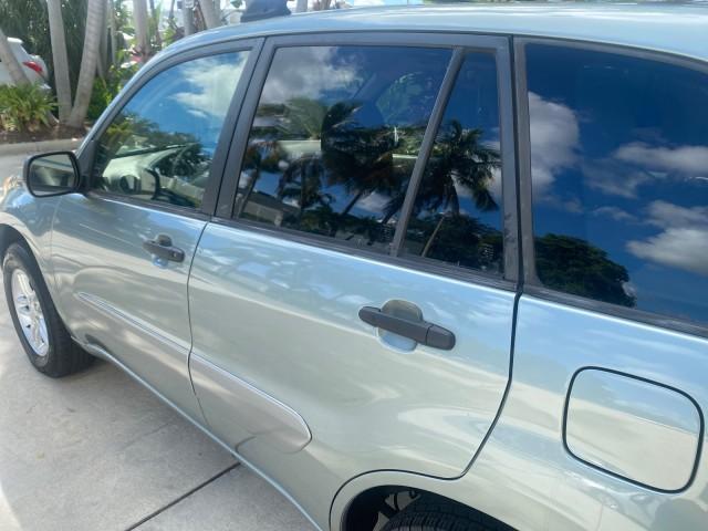 2005 Titanium Metallic /Taupe Toyota RAV4 LOW MILES 46,167 18 SERVICES (JTEGD20V650) with an 2.4L DOHC SFI 16-Valve VVT-i 4-Cyl Engine engine, Automatic transmission, located at 4701 North Dixie Hwy, Pompano Beach, FL, 33064, (954) 422-2889, 26.240938, -80.123474 - OUR WEBPAGE FLORIDACARS1.COM HAS OVER 100 PHOTOS AND FREE CARFAX LINK 2005 TOYOTA RAV4 VIN: JTEGD20V650076982 J T E G D 2 0 V 6 5 0 0 7 6 9 8 2 4 DOOR WAGON/SPORT UTILITY 2.4L I4 F DOHC 16V GASOLINE FRONT WHEEL DRIVE Features ABS Brakes Air Conditioning AM/FM Stereo Automatic Transmission Cassette P - Photo#62